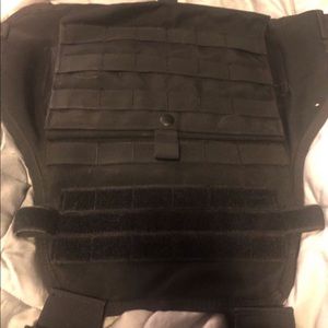 Spartan armor systems bulletproof vest.
